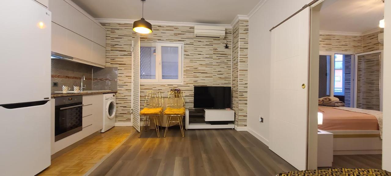 Oro Apartments Tirana Exteriör bild